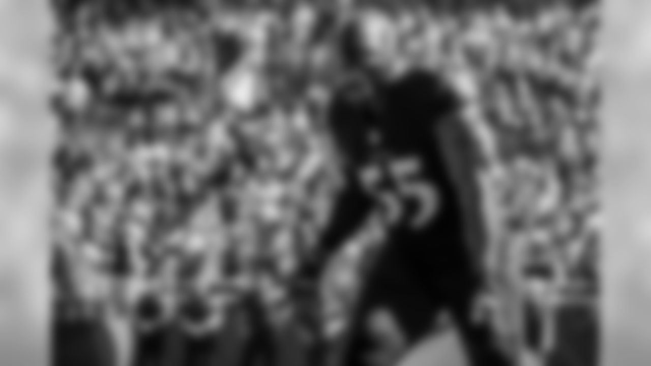 OLB Terrell Suggs