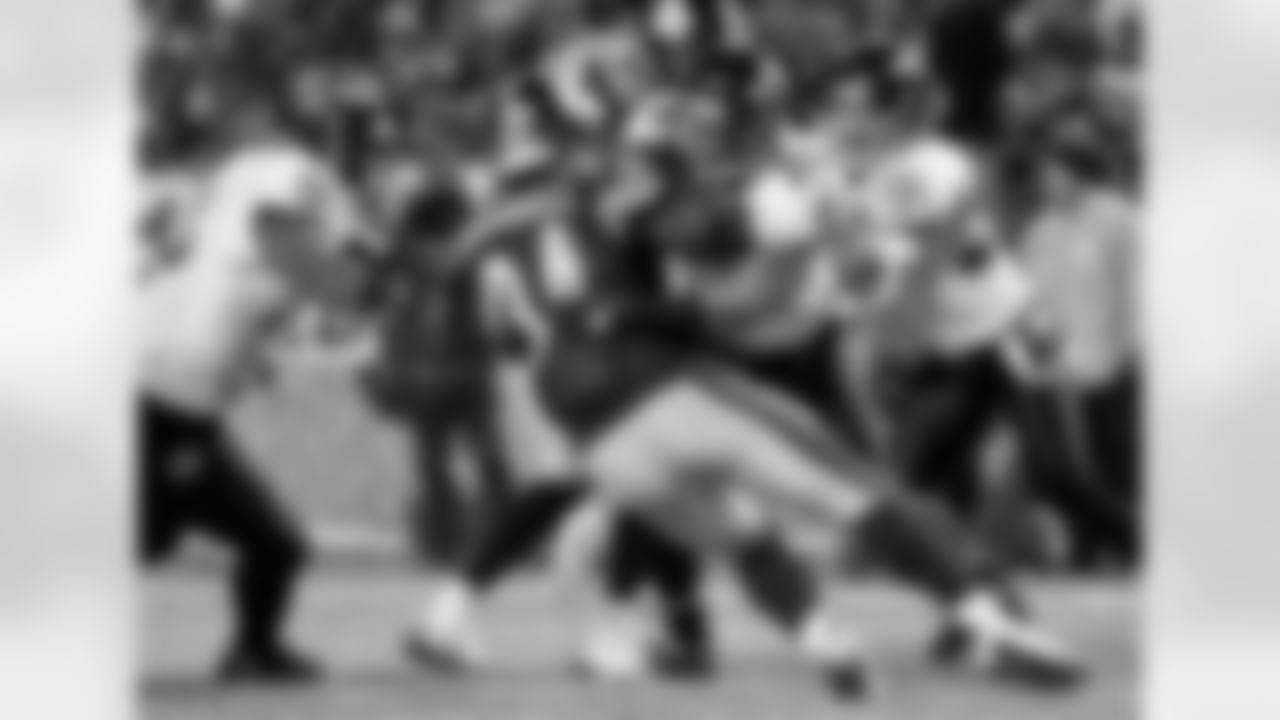 Images from the Ravens' 31-24 loss to the Pittsburgh Steelers in the divisional playoffs on Saturday, Jan. 15, 2011. Baltimore built a 14-point halftime lead but turned the ball over three times in the third quarter to fall in the playoffs for the third s