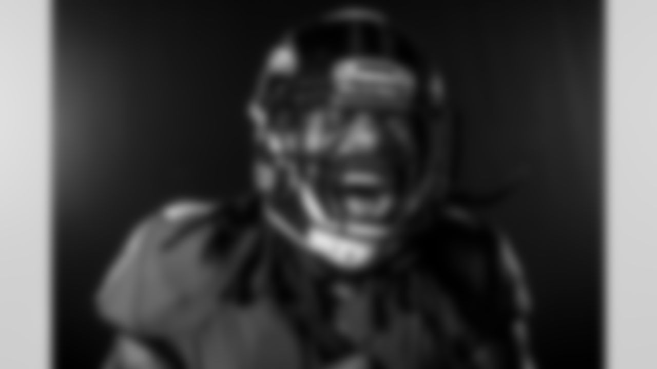 OLB Za'Darius Smith