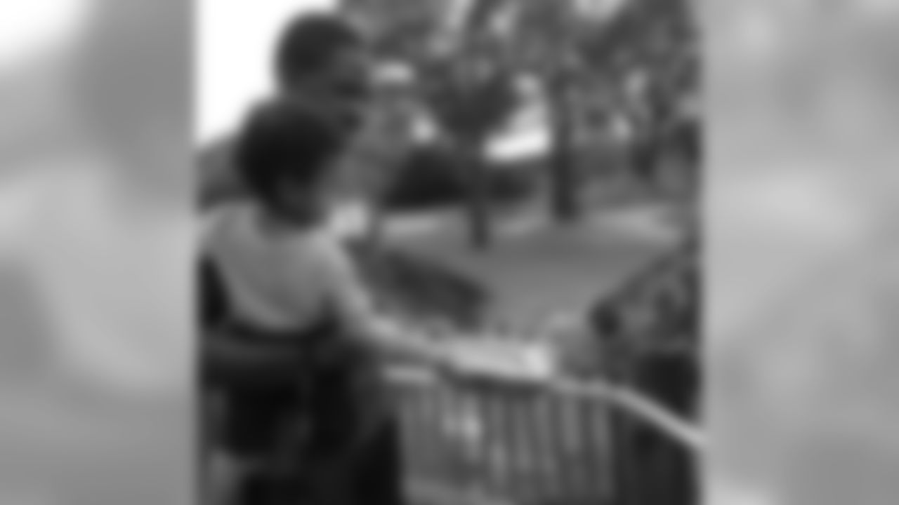 torreysmithwr [Torrey Smith]: Took Leem to the zoo the other day...fun quick trip to Miami