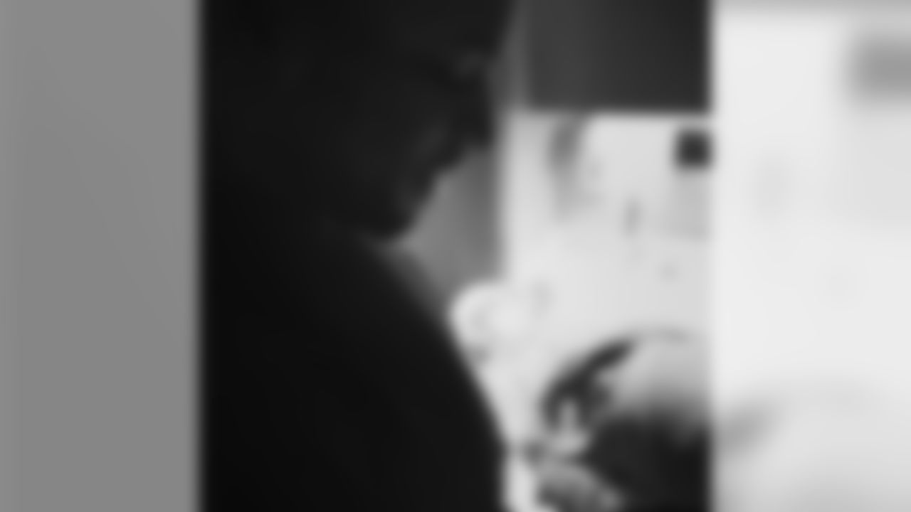 eugenemonroe60 [Eugene Monroe]: 8 Lbs 7 Oz. Xavier Stone Monroe