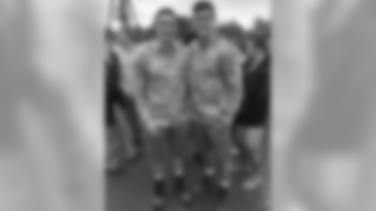 Megatronnie [Ronnie Stanley]: Seven-Nine