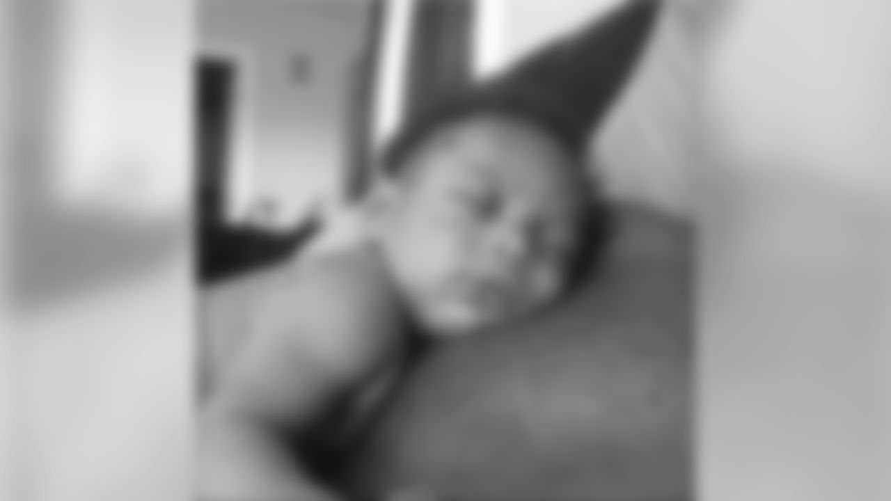 trulybean[Jimmy Smith]:Finally sleep.. Now off to work