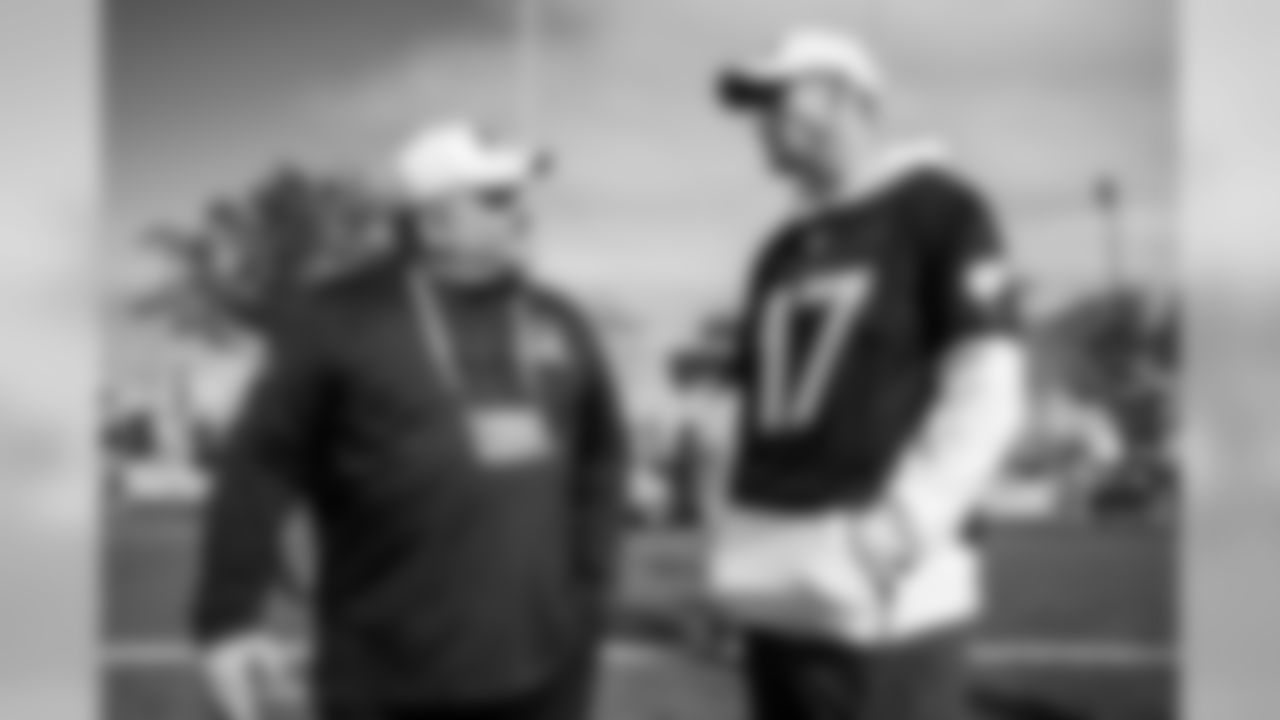 Baltimore Ravens offensive coordinator Greg Roman and Tennessee Titans quarterback Ryan Tannehill (17) during the AFC practice for the 2020 NFL Pro Bowl football game. Wednesday, Jan. 22, 2020 in Orlando, Fla.