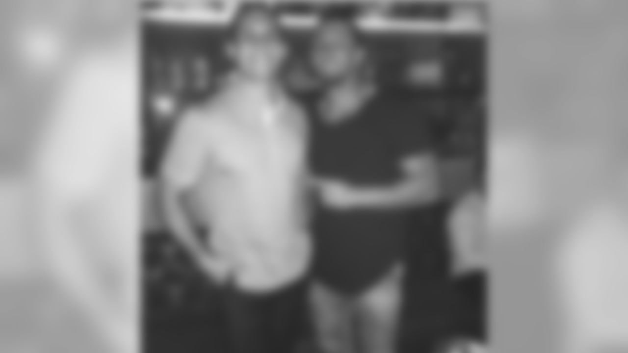 mikecamp15[Michael Campanaro]:Hit the bowling ally Saturday night ! Had to show @stephensweenz that #300.