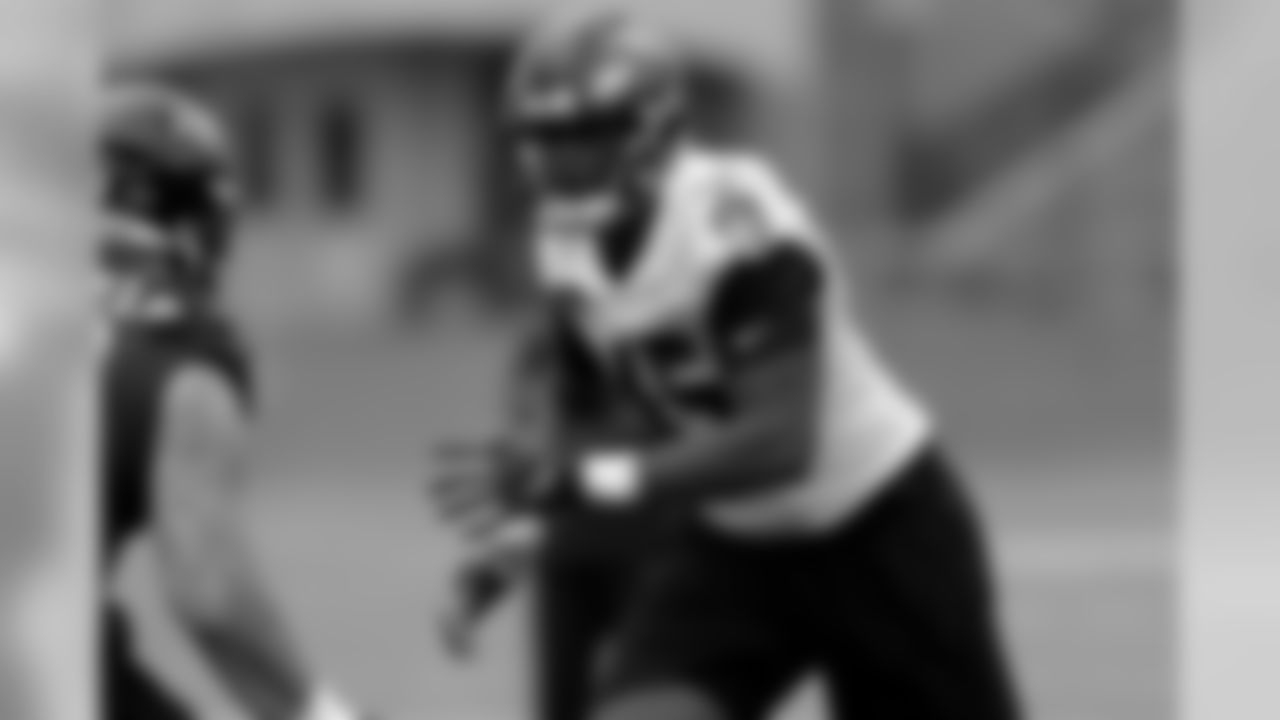 OLB Jaylon Ferguson