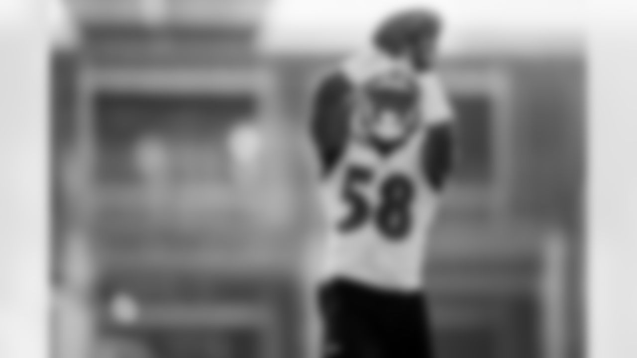 ILB Donald Payne