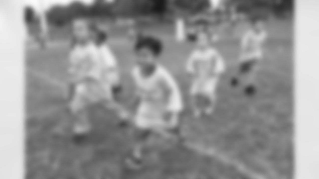 Ray Rice, Antwan Barnes and Brendon Ayanbadejo furthered the NFL's goal for a more active youth through the Play 60 Worldwide Day of Play campaign on Sept. 22, 2009.