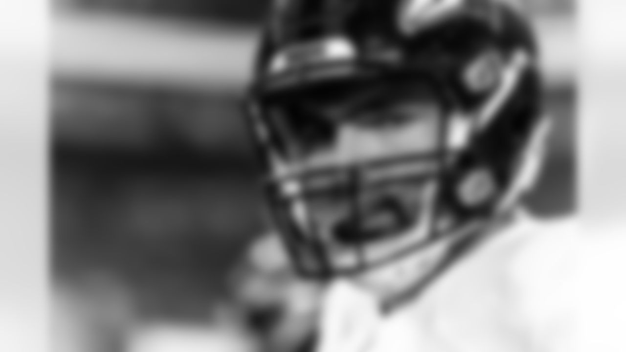 OT Alejandro Villanueva