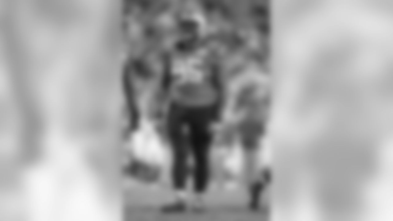 DT Dontari Poe, Carolina Panthers
Poe is a big, active force in the middle, standing in at 6-foot-3, 346 pounds. He has excellent feet for someone so heavy. Poe notched four sacks last year, a career-high since 2014.