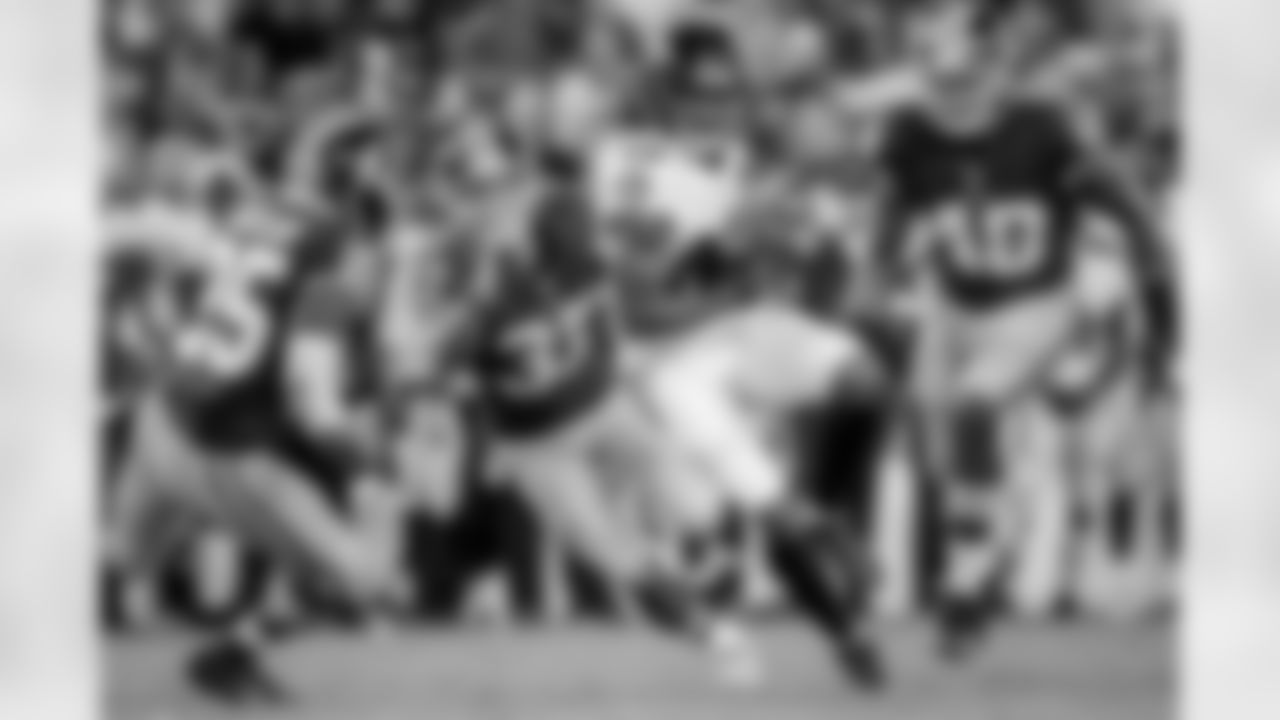 WR Quincy Adeboyejo
Exclusive rights free agent