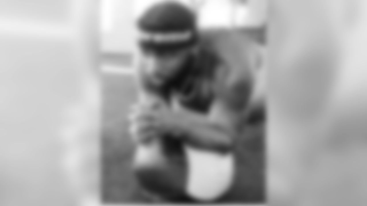 savage_soldado [Tim Williams] Ain't nothing more powerful in this world then a focus drive with GOD behind it. Calculating your conscious steps.. Small Circle it's a chosen Few. I wrote it down and followed Thru...