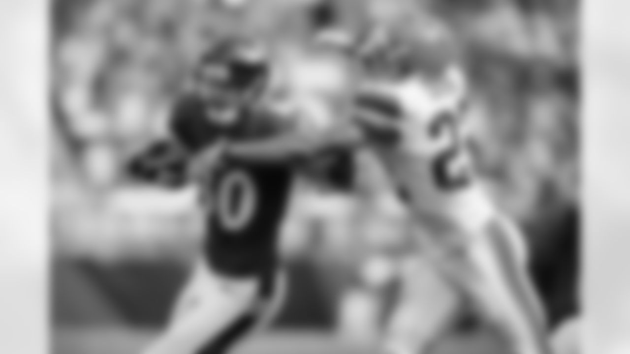 8/11/2013 – Signed WR Brandon Stokley