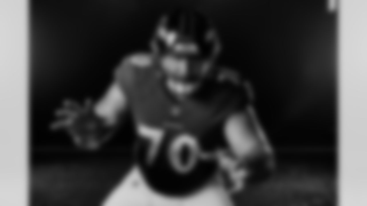 G Kevin Zeitler (70)