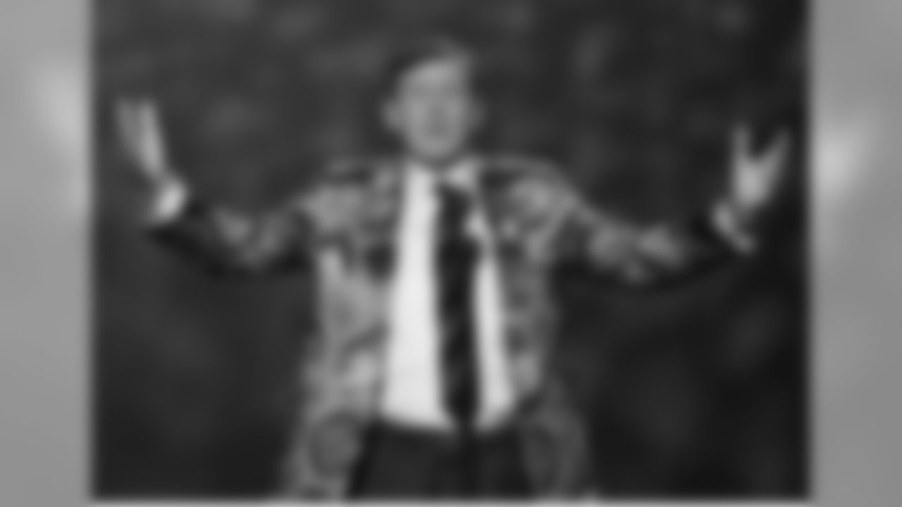 cmatt__13 [Chris Matthews]: rest easy #CraigSager