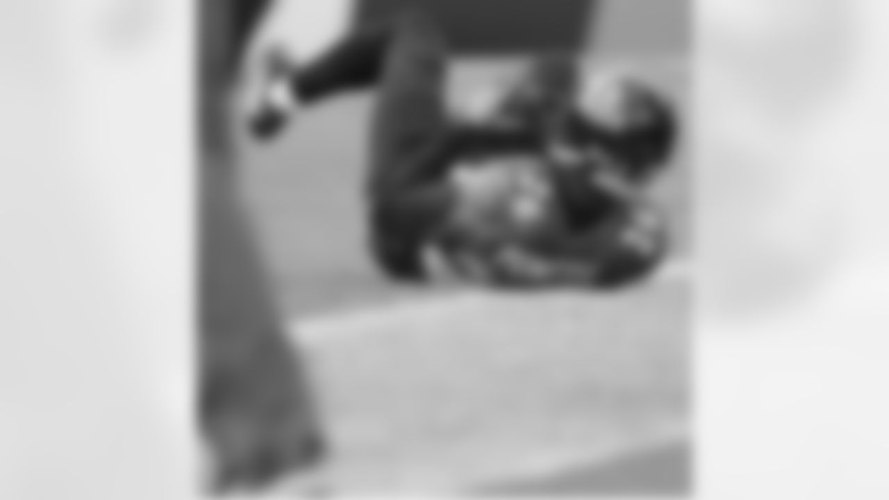 jpowers26 [Jerraud Powers]: Just catch the ones they throw to you.....