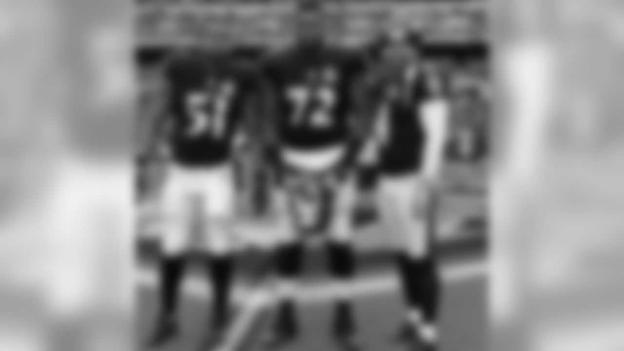 koseven2[Kelechi Osemele]: Captains pic before the win yesterday. #Ravens #NFL #NeverGiveUp