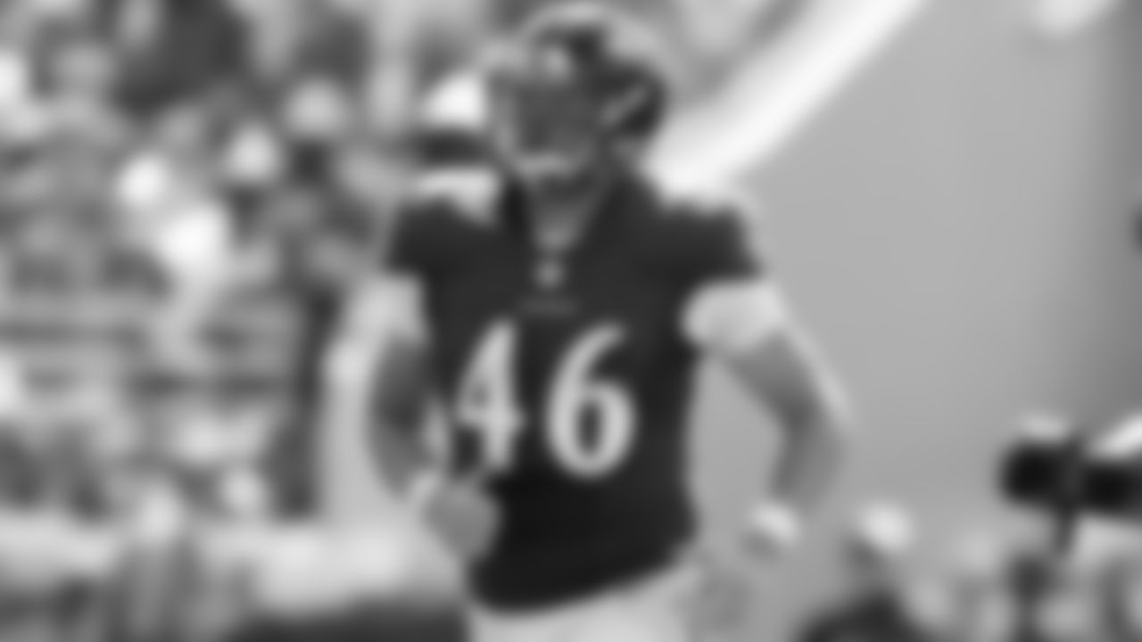 LS – Morgan Cox (2010-present)
The Ravens have had a number of good long snappers, but Cox takes the cake for his consistency. He's a three-time Pro Bowler, including being voted in by his peers last season.