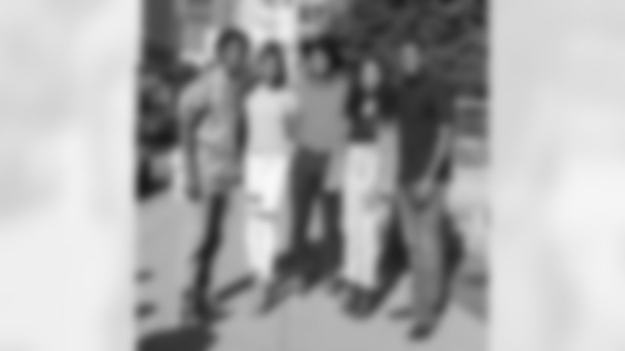 @marlon_humphrey (Marlon Humphrey) Family love