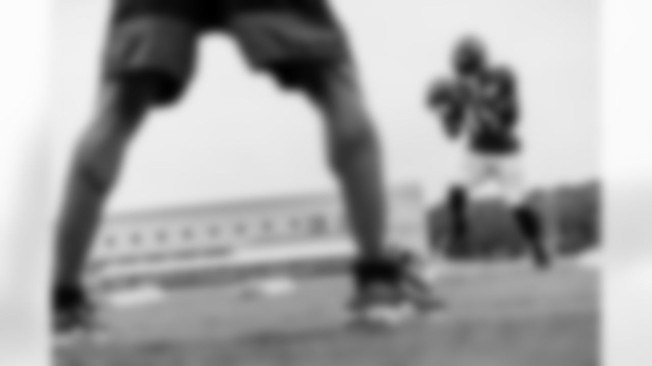 LB Chris Board