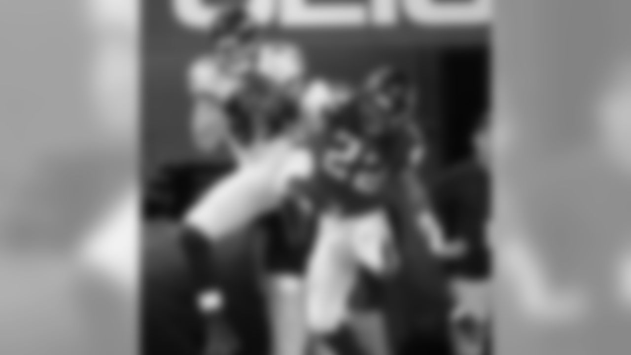 ravens[Baltimore Ravens]: Despite a blocked punt and a last-minute TD, the Ravens fall to the Falcons. Final score: Falcons, 20. Ravens, 19. #BALvsATL