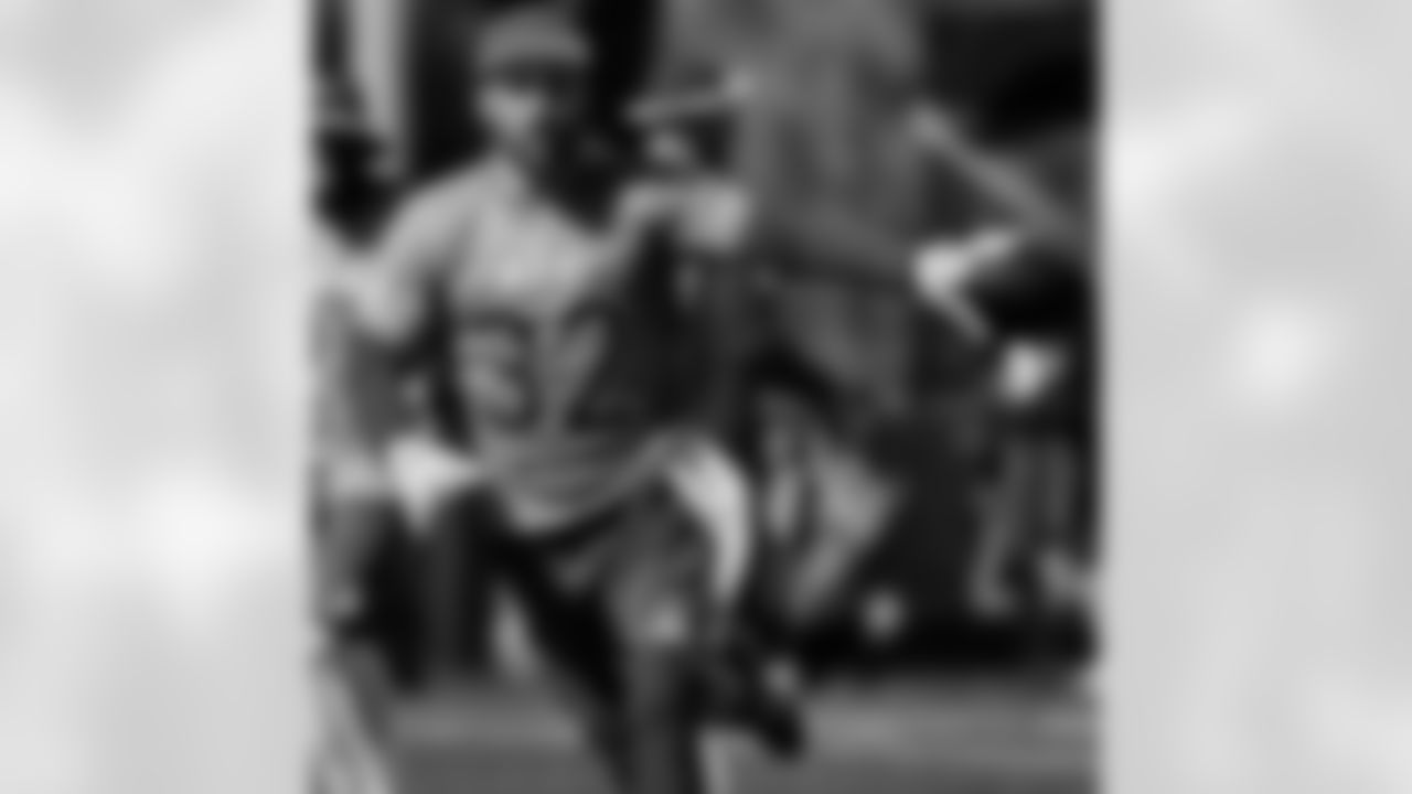 eric.weddle [Eric Weddle]: Little late on this post but shoutout to raven nation! #probowl2017