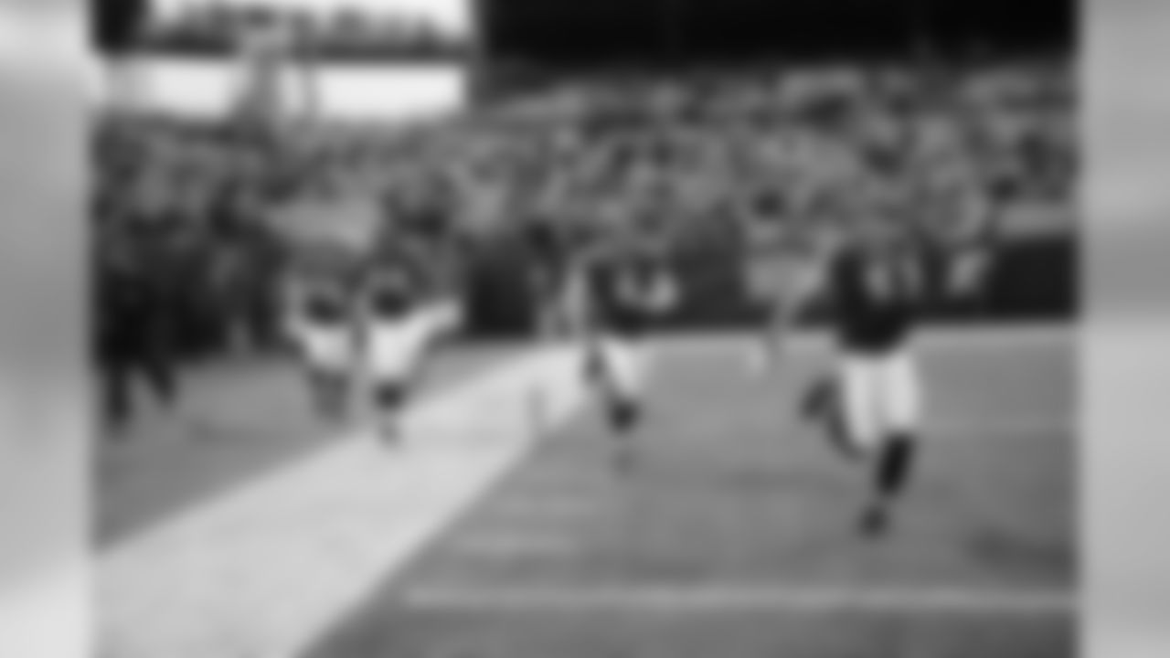 Some of the best shots from the Ravens-Browns game on Sunday, Dec. 4th at Cleveland Browns Stadium.