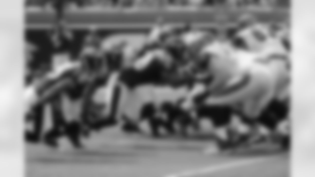 Images from the second quarter of the Ravens' game against the Cincinnati Bengals on Sunday, Sept. 19, 2010.