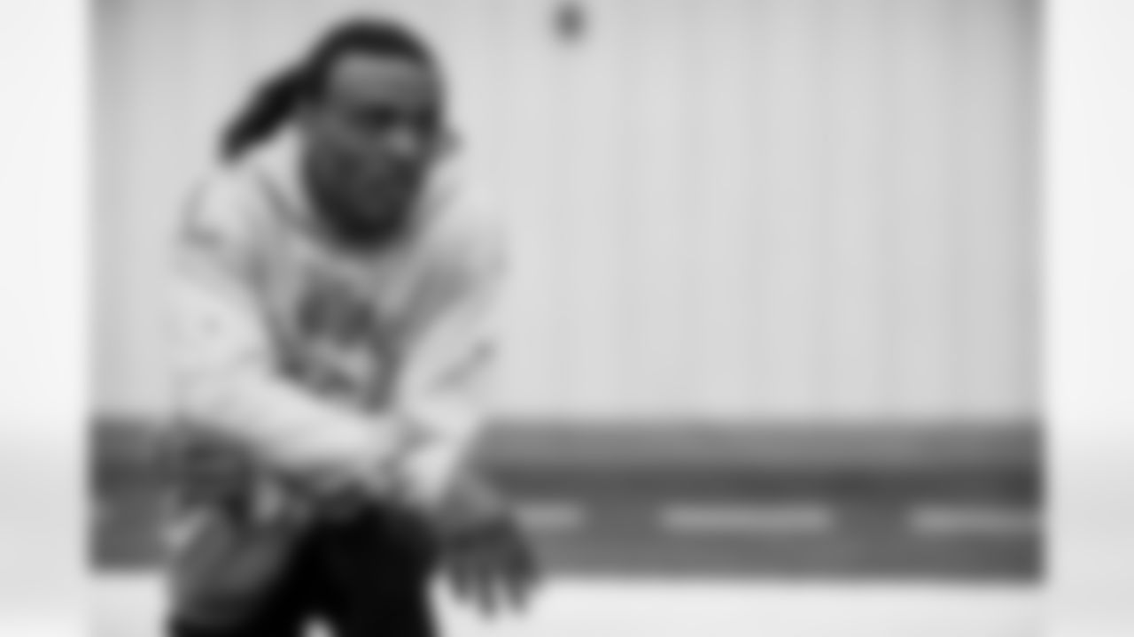 CB Brandon Carr