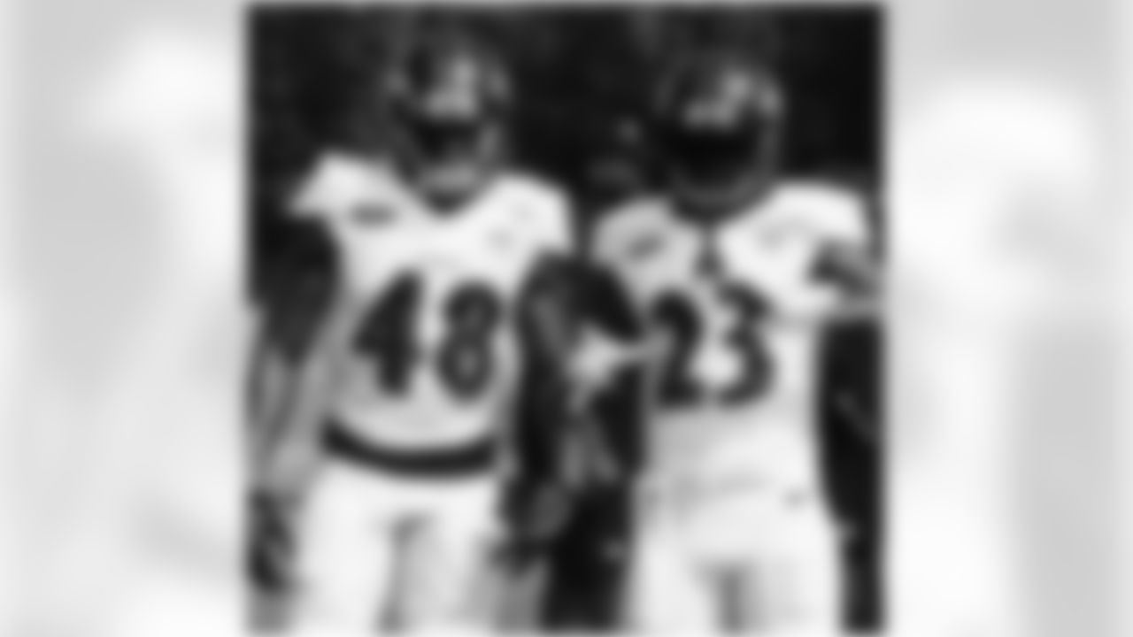 tonyjefferson1 [Tony Jefferson] That's my homie peanut!! @peanut_thenut