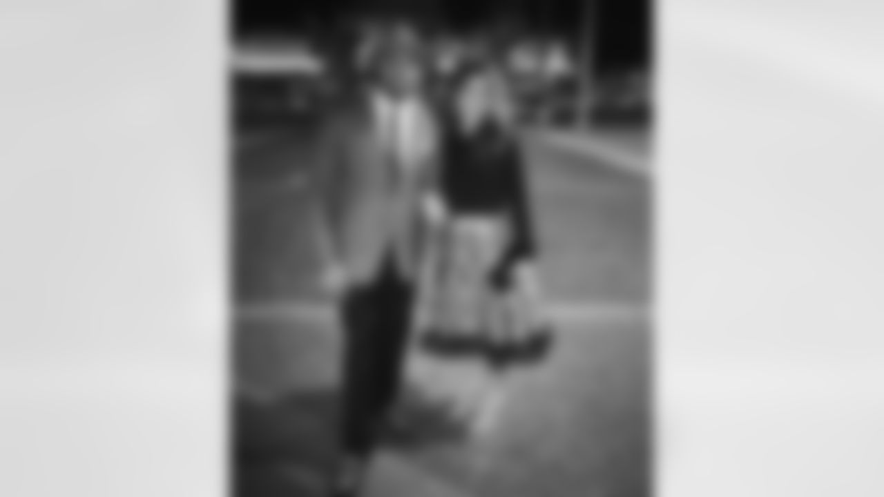 aceandsmitty[Steve Smith Sr.]: Had a great night out in San Fran! #aceandsmitty