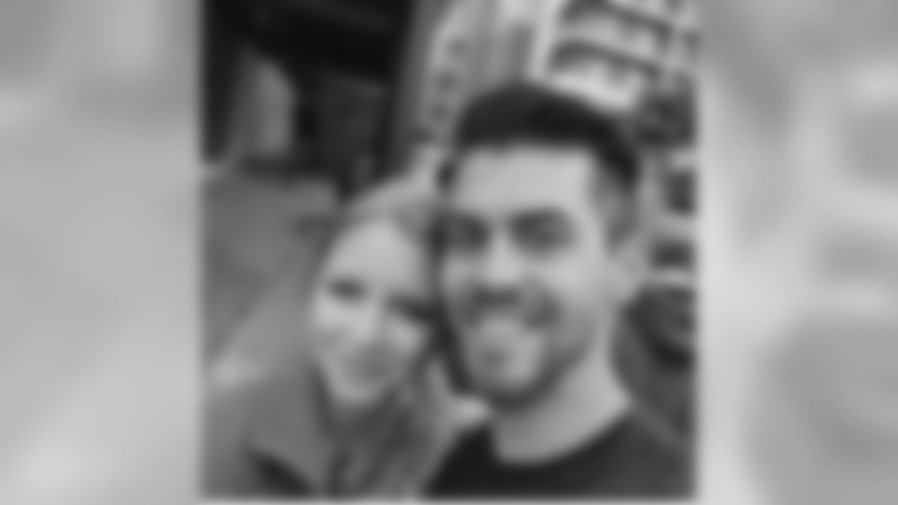 jtuck9[Justin Tucker]:Waiting in line at @franklinbbq! And yes, it is 9:30am #ATX