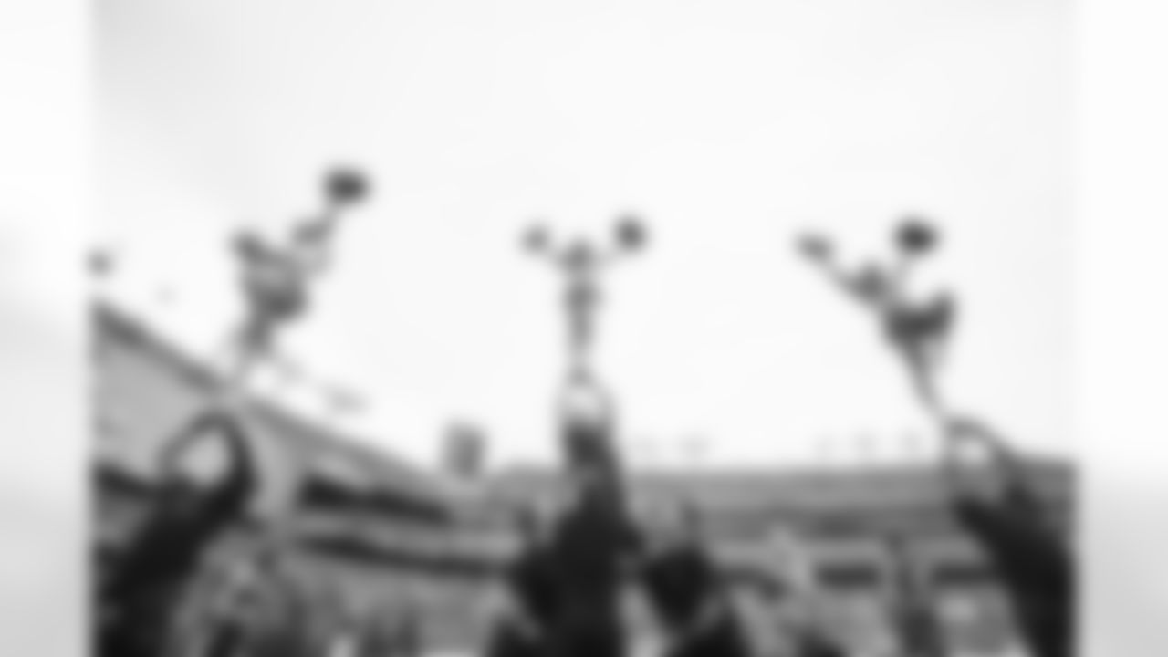 Cheer_VS_Rams-121