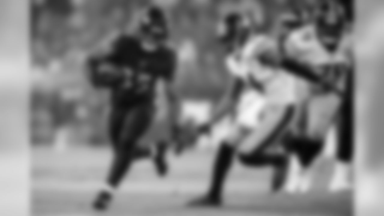 The Baltimore Ravens defeated the Pittsburgh Steelers by a score of 28-10 at M&T Bank Stadium on December 29, 2019 in Baltimore, MD.