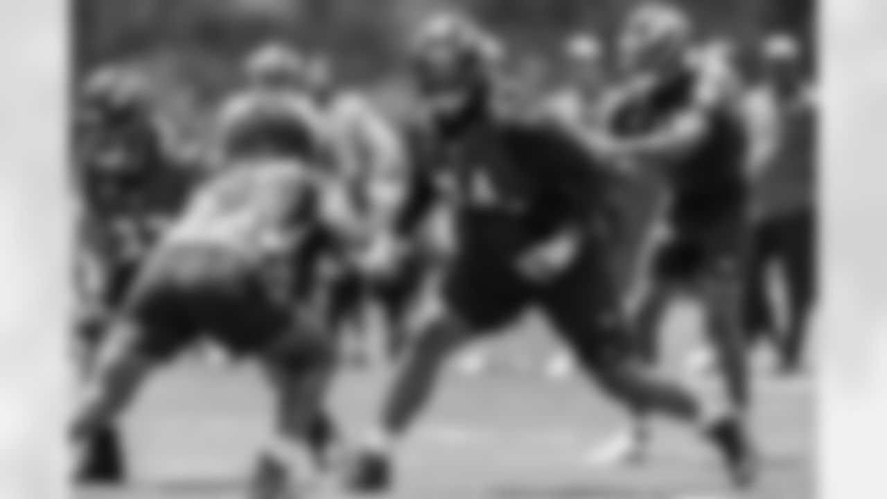 OT David Sharpe
