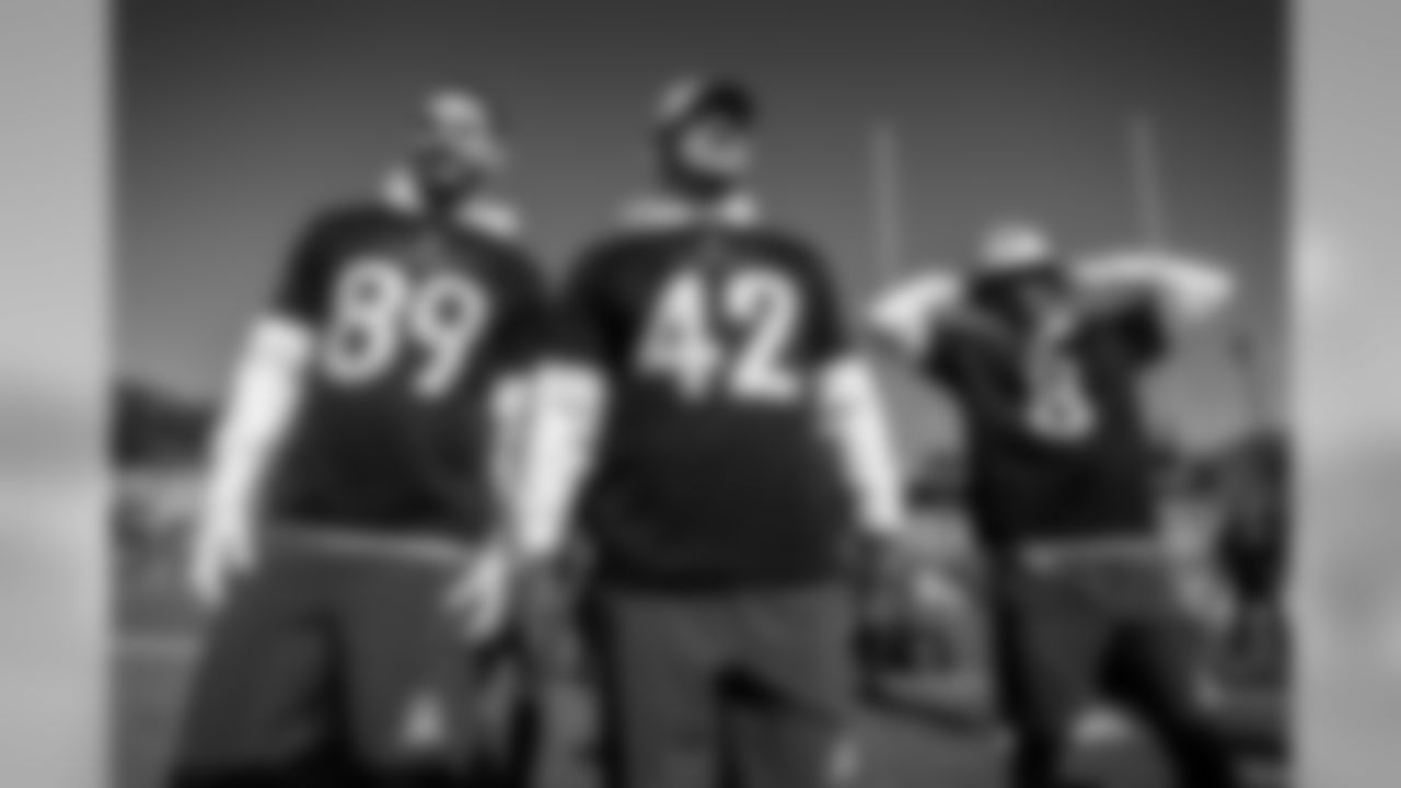 Baltimore Ravens tight end Mark Andrews (89), fullback/defensive lineman Patrick Ricard (42) and quarterback Lamar Jackson (8) during the AFC practice for the 2020 NFL Pro Bowl football game. Wednesday, Jan. 22, 2020 in Orlando, Fla.
