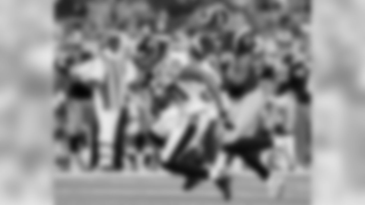 Images from the Ravens' 27-21 road loss to the St. Louis Rams in the fourth and final preseason game of the 2010 season. Baltimore finished the preseason with a 3-1 record.