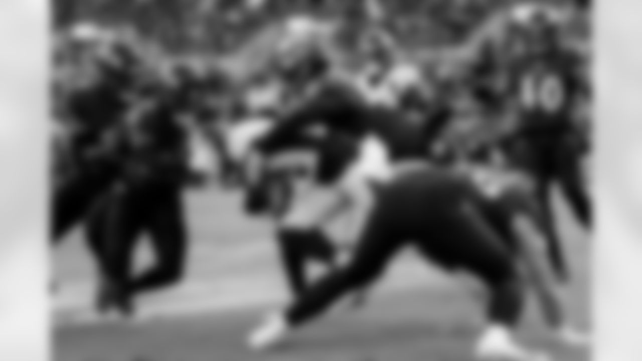 The Baltimore Ravens defeated the Denver Broncos 10-9 at M&T Bank Stadium on Sunday, December 4, 2022.