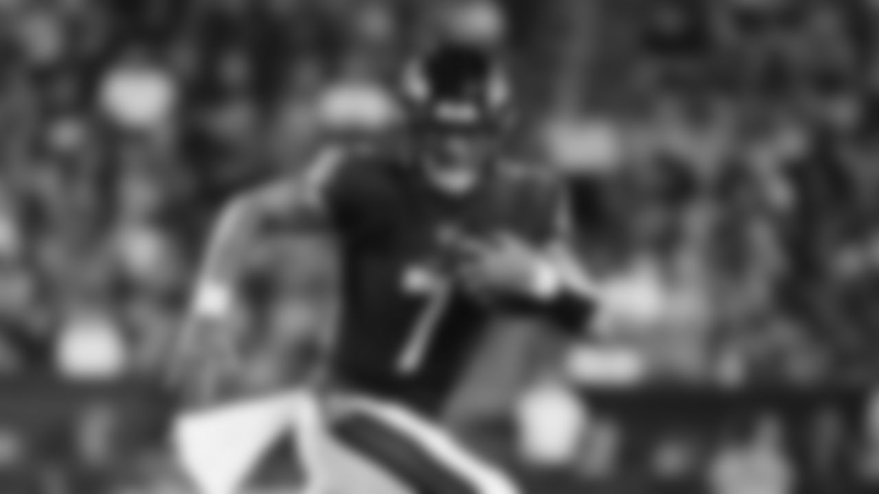 Baltimore Ravens quarterback Trace McSorley in action during a preseason NFL football game against the Philadelphia Eagles, Thursday, Aug. 22, 2019, in Philadelphia. (AP Photo/Matt Rourke)