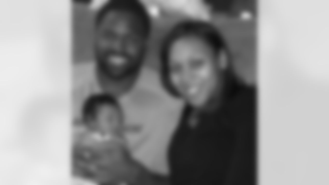 torreysmithwr [Torrey Smith]: We're the 3 best friends that anyone could have (Alan from The Hangover's voice) @libraladii