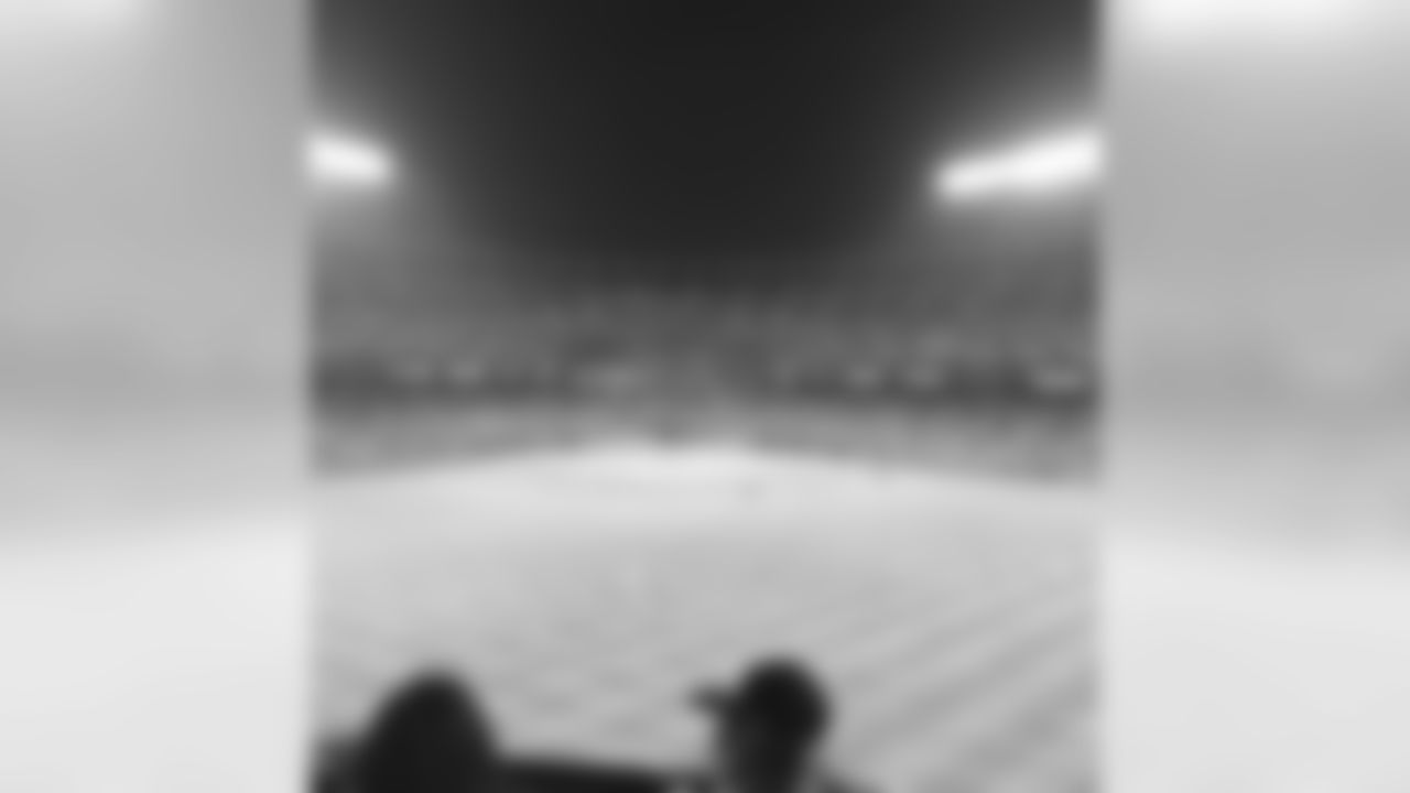 kapronlewis[Kapron Lewis-Moore]: Hi baseball