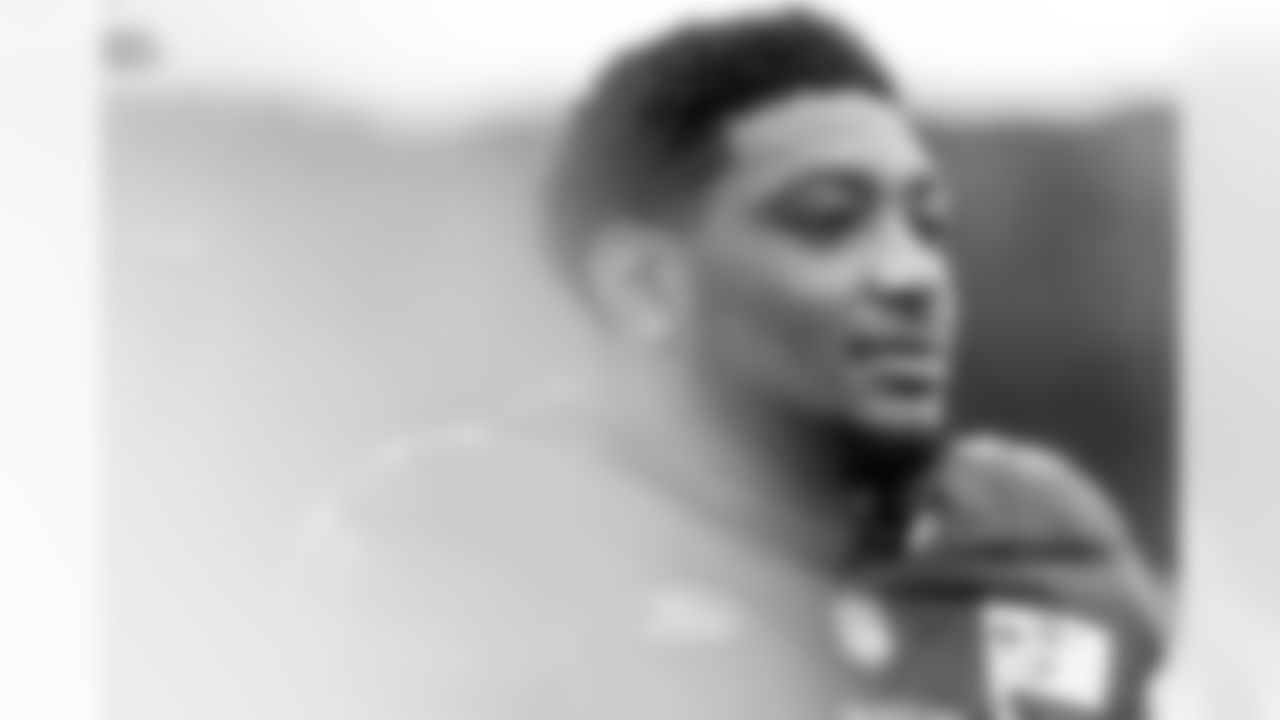 LB Malik Harrison