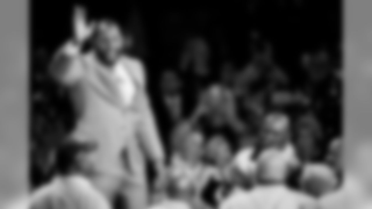 GoldJacket080318sh004WEB