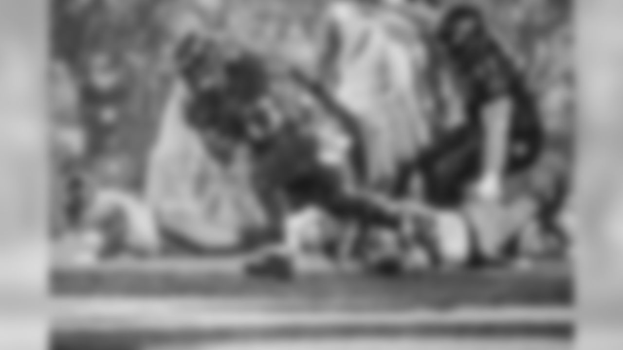 Week 7: Pittsburgh Steelers
2019 record: 8-8
Additions: TE Eric Ebron, G Stefen Wisniewski, FB Derek Watt
Losses: DT Javon Hargrave, TE Nick Vannett, CB Artie Burns
Top draft picks: WR Chase Claypool, OLB Alex Highsmith, RB Anthony McFarland Jr.
Summary: Even after Ben Roethlisberger went down with an elbow injury in Week 2, the Steeles were still in the hunt for much of the season thanks to a revitalized defense that led the NFL in sacks and feasted on takeaways. If Roethlisberger can get back to his usual form and the offense gets on track with him, the Steelers will be tough playoff contenders like usual.