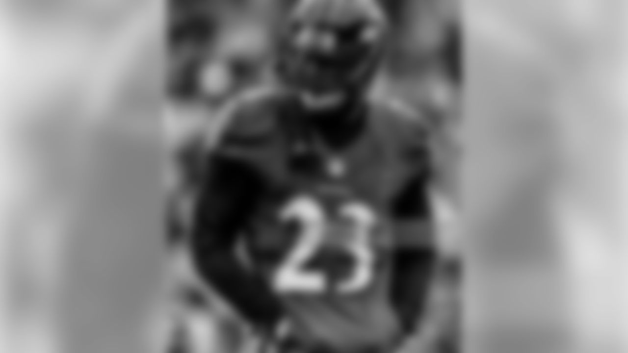 tonyjefferson1 [Tony Jefferson]