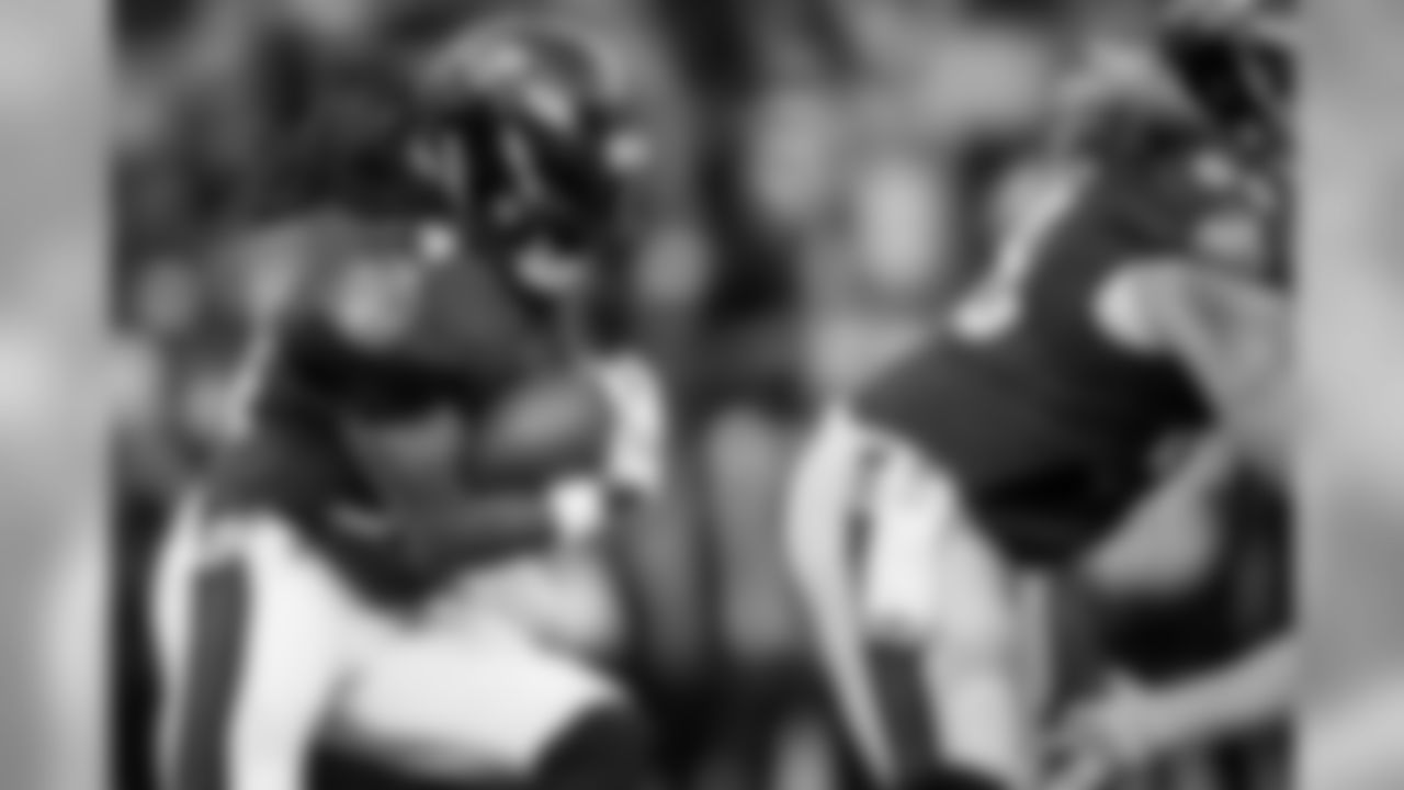 RB Alex Collins