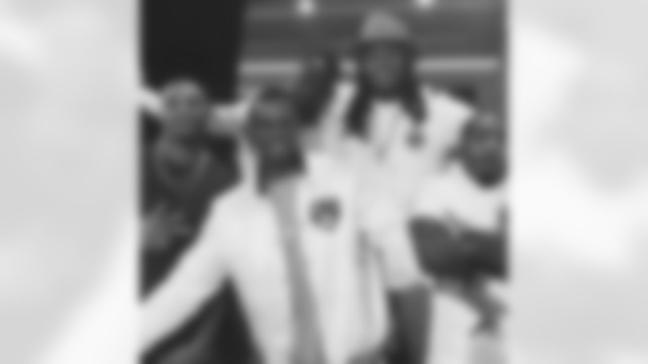 im_klewis23[Kendrick Lewis]: I'm just running through Vegas with my bros. #DBTRIP #Movie #EpicNights #Vegas #WhatATime