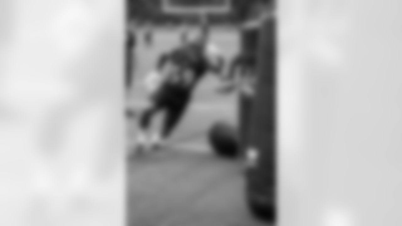 Daelin Hayes Flashed In Workouts
There is plenty of focus on the Ravens' pass rush and Daelin Hayes is a player to watch. The players were not in pads, but the rookie fifth-round pick was in the backfield a lot buzzing past the quarterbacks. Hayes will chart his own path, but Matthew Judon was a fifth-round pick who became an excellent player. OTAs gave Hayes a nice foundation to continue his early growth.