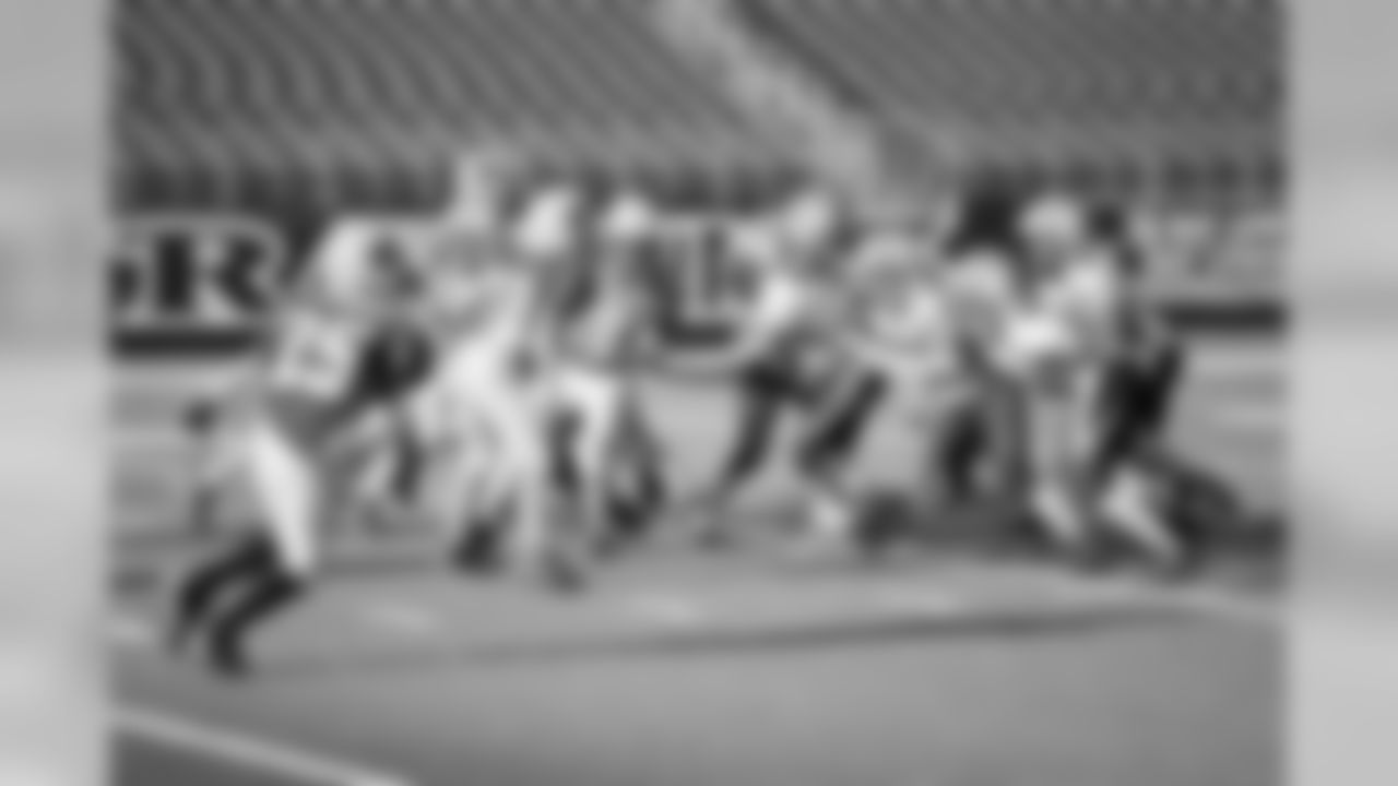 On Saturday, August 23rd in celebration of USA Football's Play Football campaign, four local youth football teams participated in scrimmages at M & T Bank Stadium. (Photos courtesy of of Robert Bartlett)