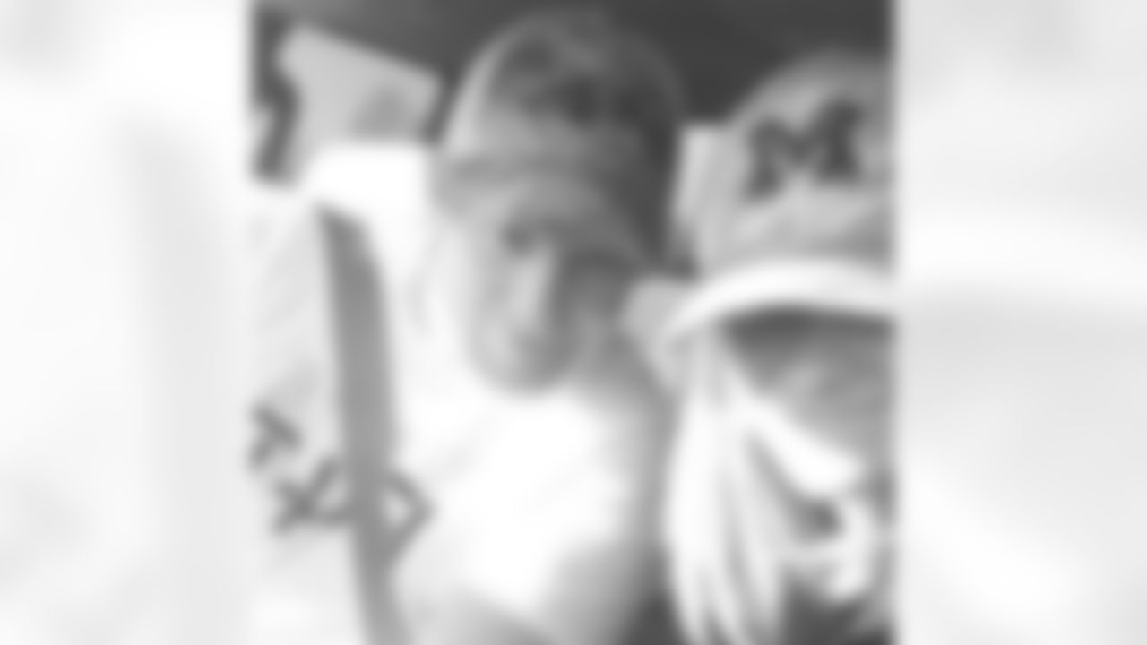 @brennenbeyer: When your girl rocks your hats better than you #hatstealer #ShesABeaut #loveya